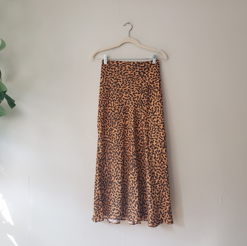 & Other Stories Leopard Satin midi skirt US 2